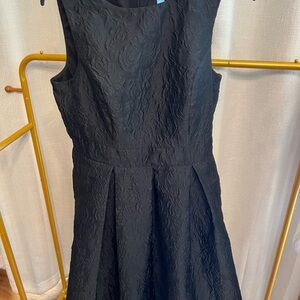 Draper james black floral texture midi dress. Size Medium